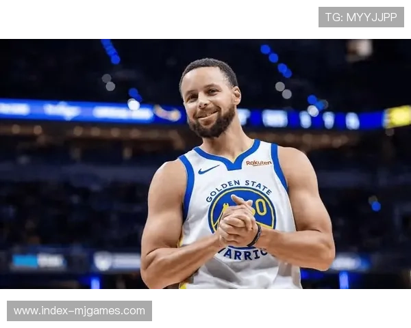 库里年终大战魔咒：此前11战4胜7负，三分命中率28%